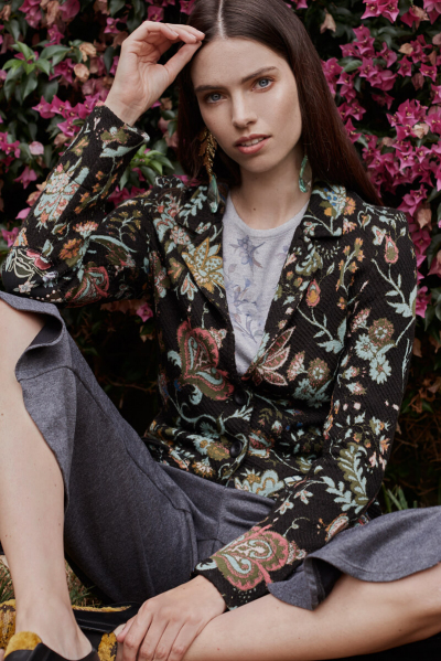 "Wild flower" Fashion Editorial para L´Officiel India