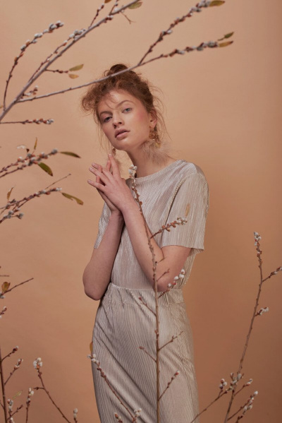 "Stranger Skin" Fashion Editorial para Solstice Magazine